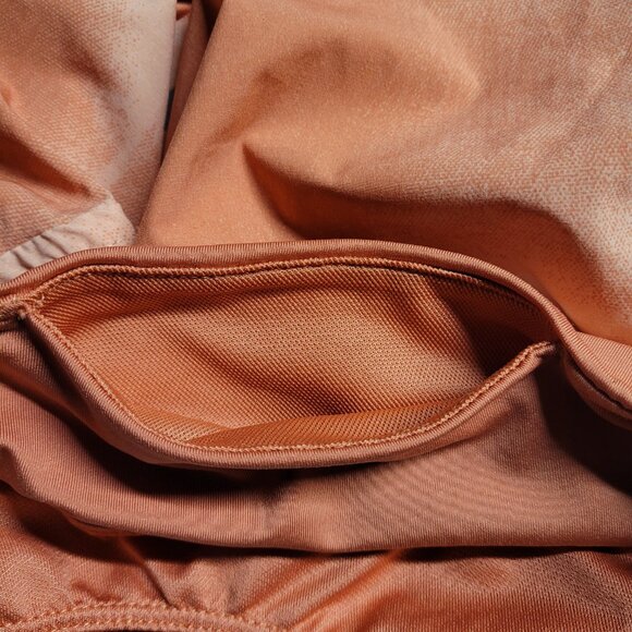 Nike DRI-FIT Women’s running short size Medium color peach - Picture 4 of 10